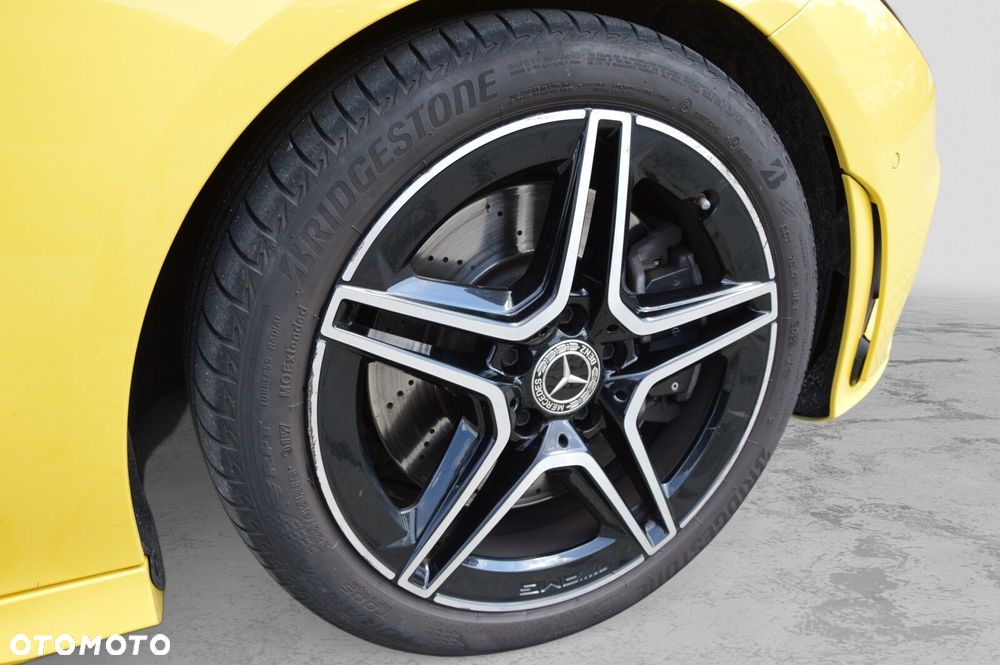 Mercedes-Benz CLA 250 4-Matic AMG Line 7G-DCT - 9