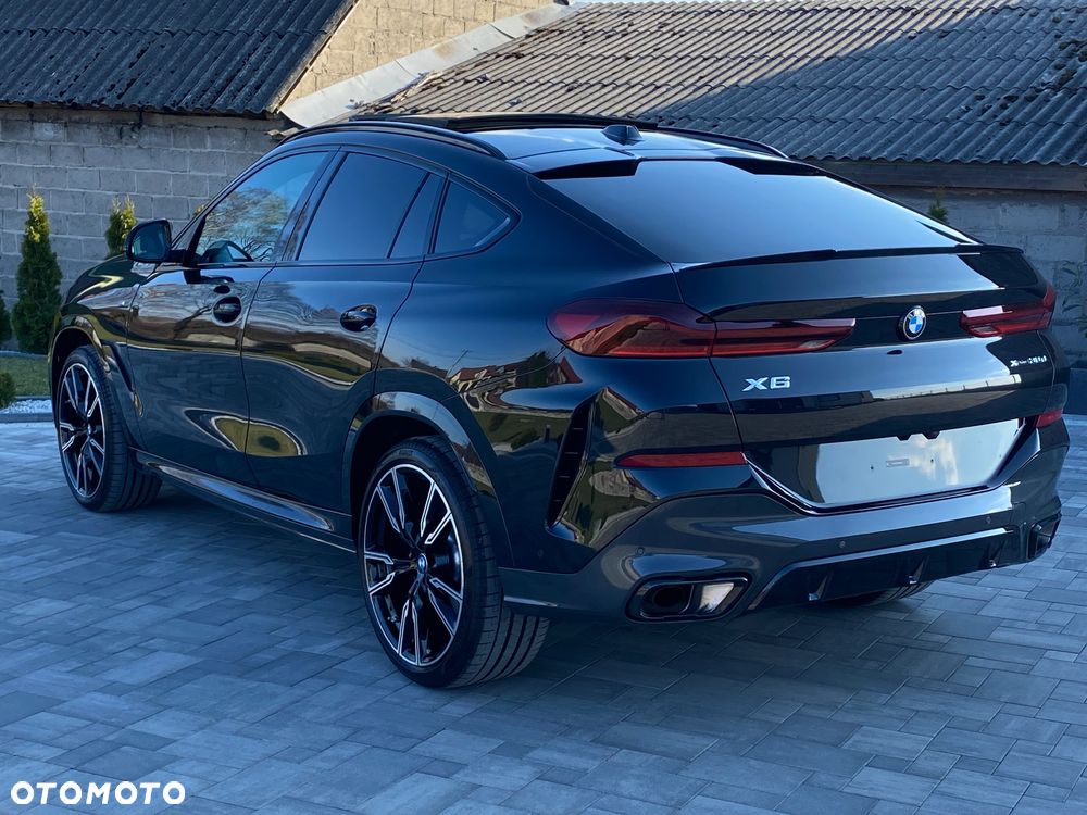 BMW X6 xDrive30d - 13