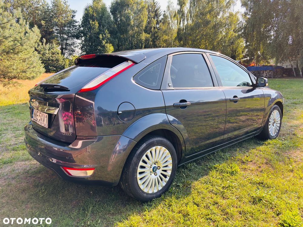 Ford Focus 2.0 16V Titanium - 5
