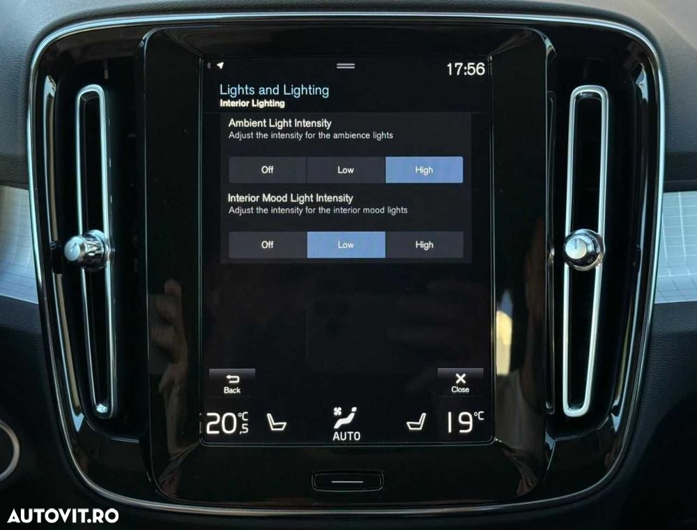 Volvo XC 40 Recharge T4 Twin Engine AT7 Inscription Expression - 33