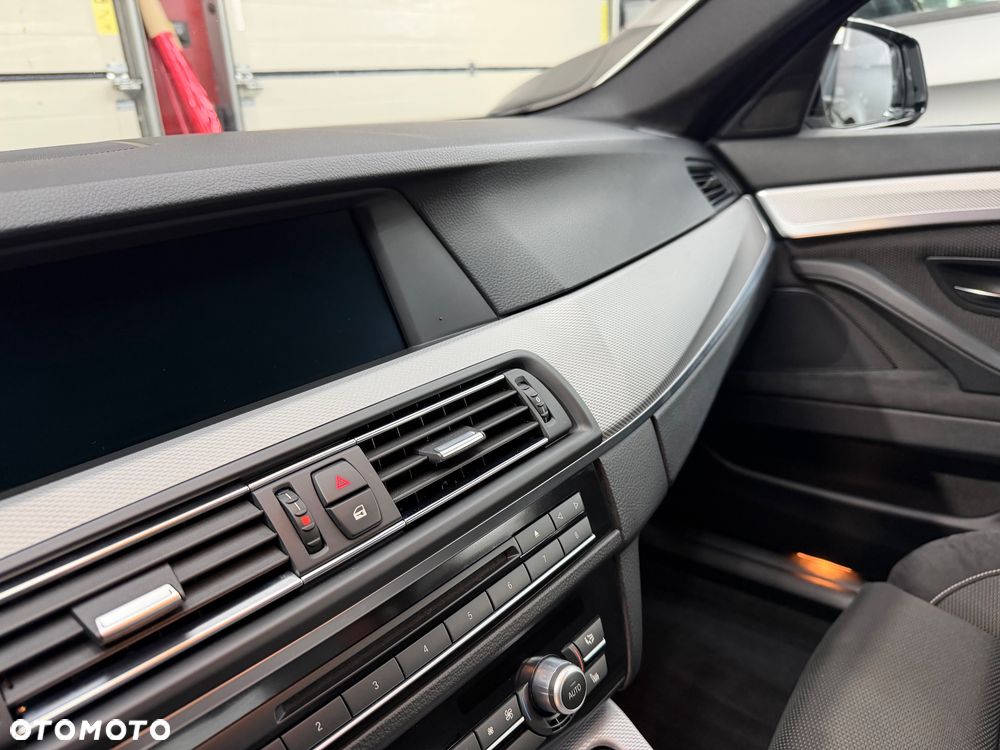 BMW Seria 5 520d - 16
