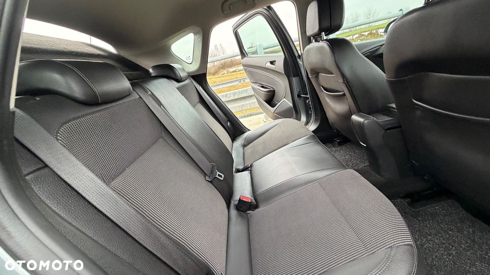 Opel Astra 1.4 Turbo ENERGY - 21