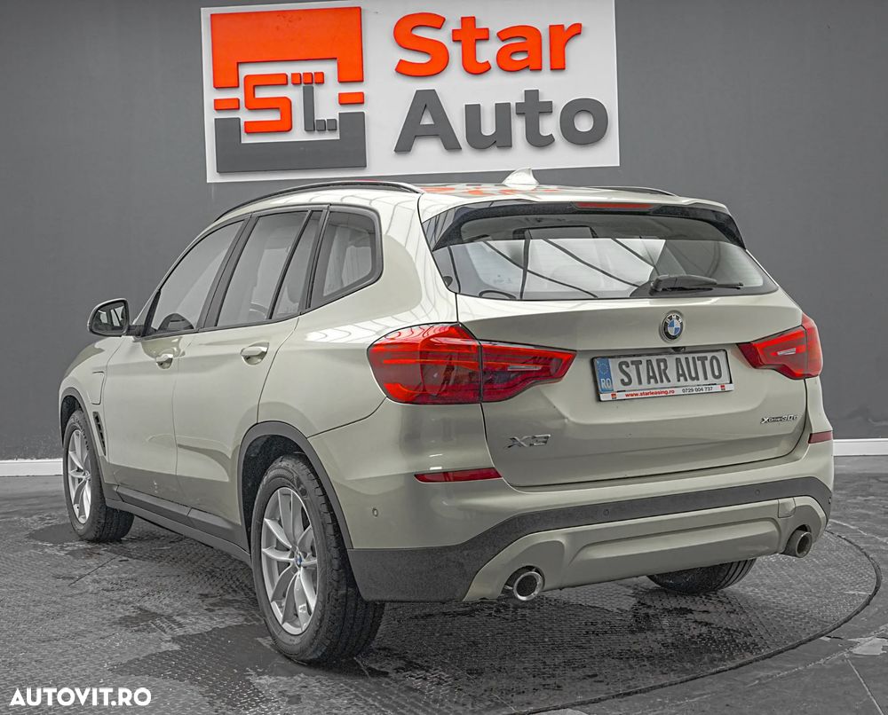 BMW X3 xDrive30e AT PHEV - 4