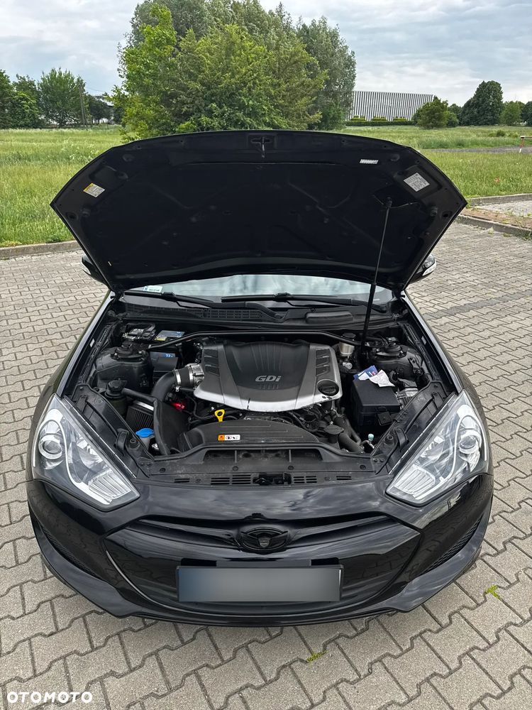 Hyundai Genesis Coupe 3.8 V6 - 15