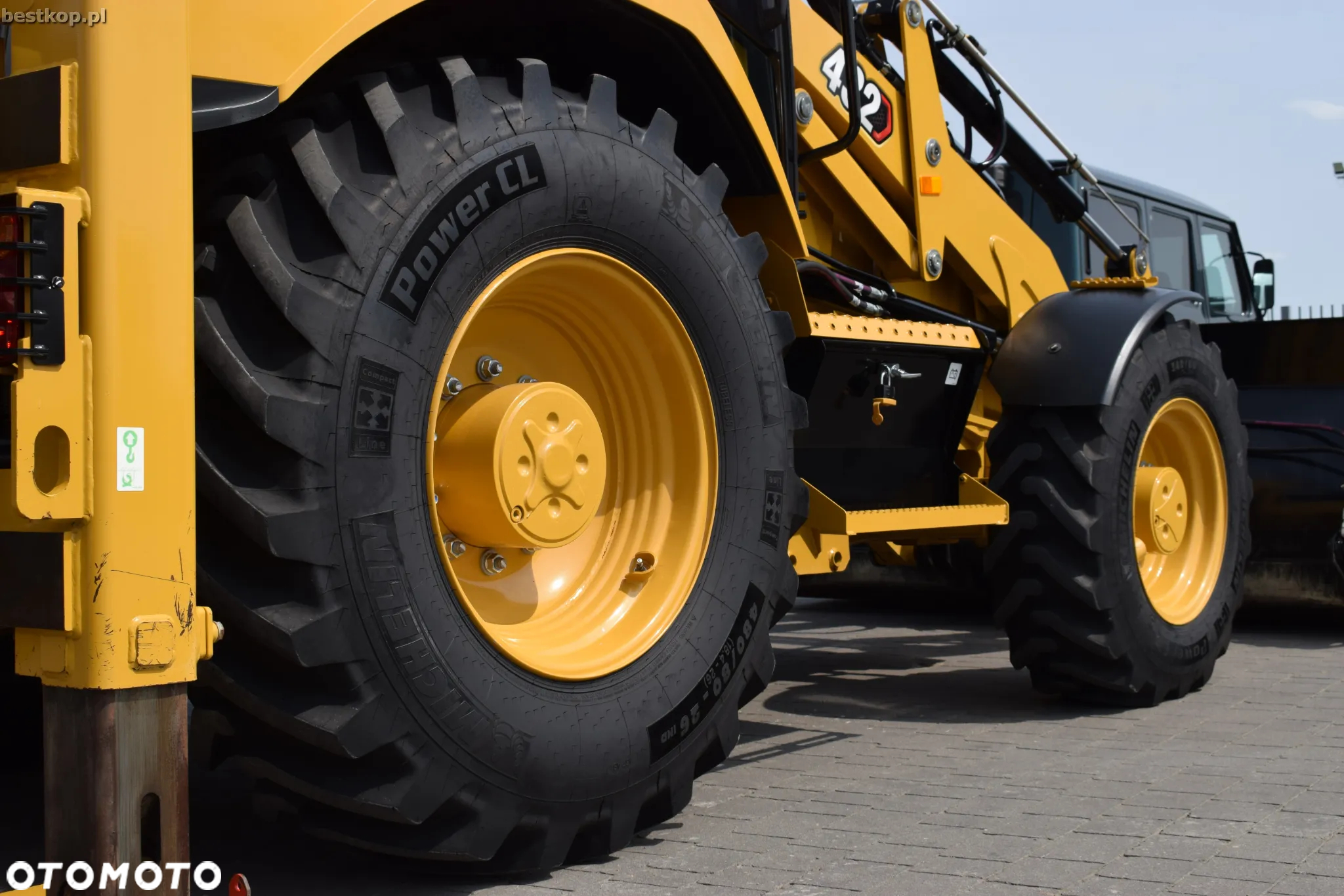 Caterpillar CAT 432 - 7