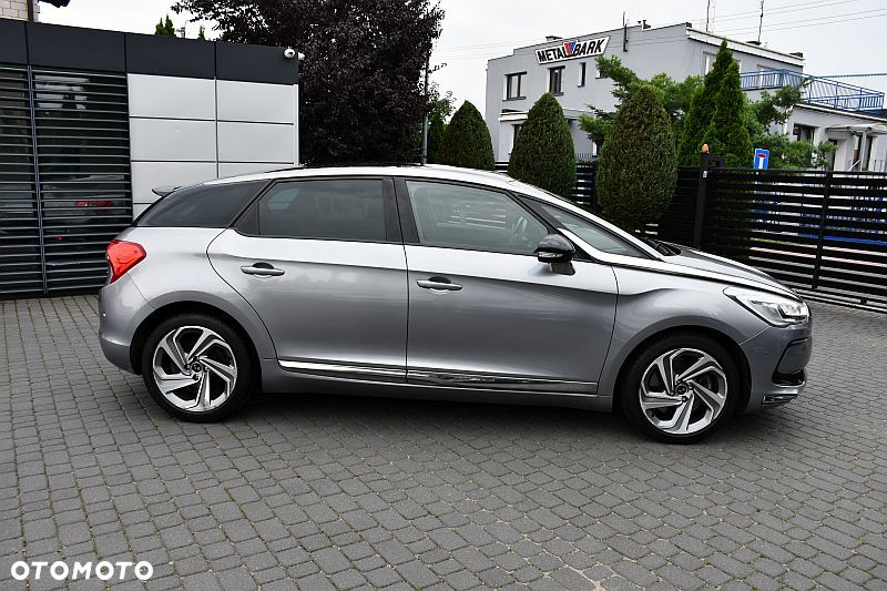 DS Automobiles DS 5 - 30