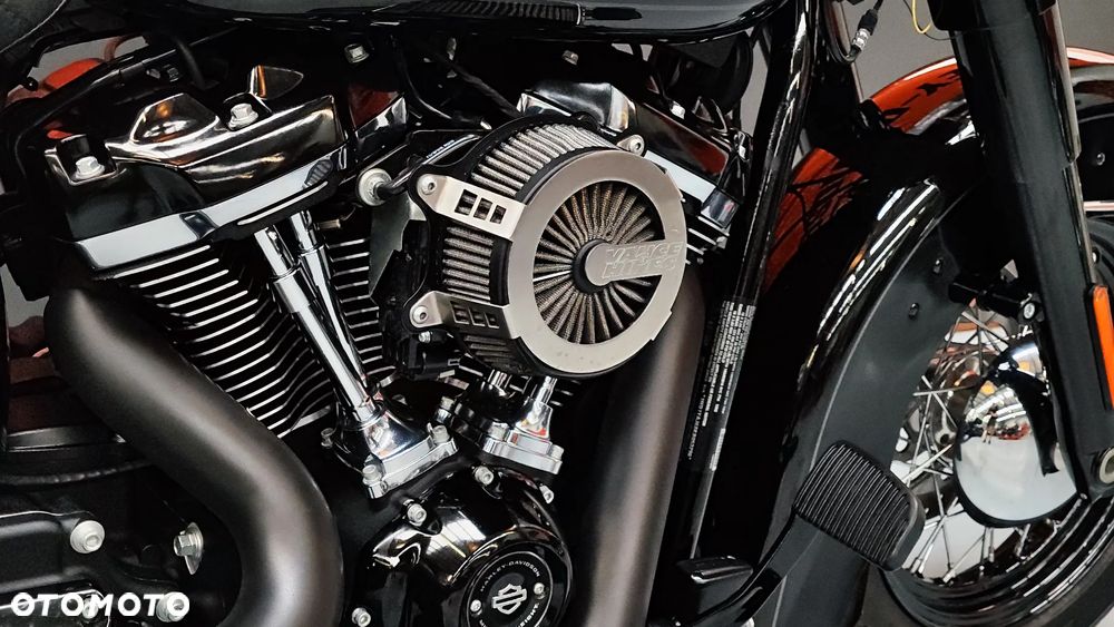 Harley-Davidson Softail Heritage Classic - 11