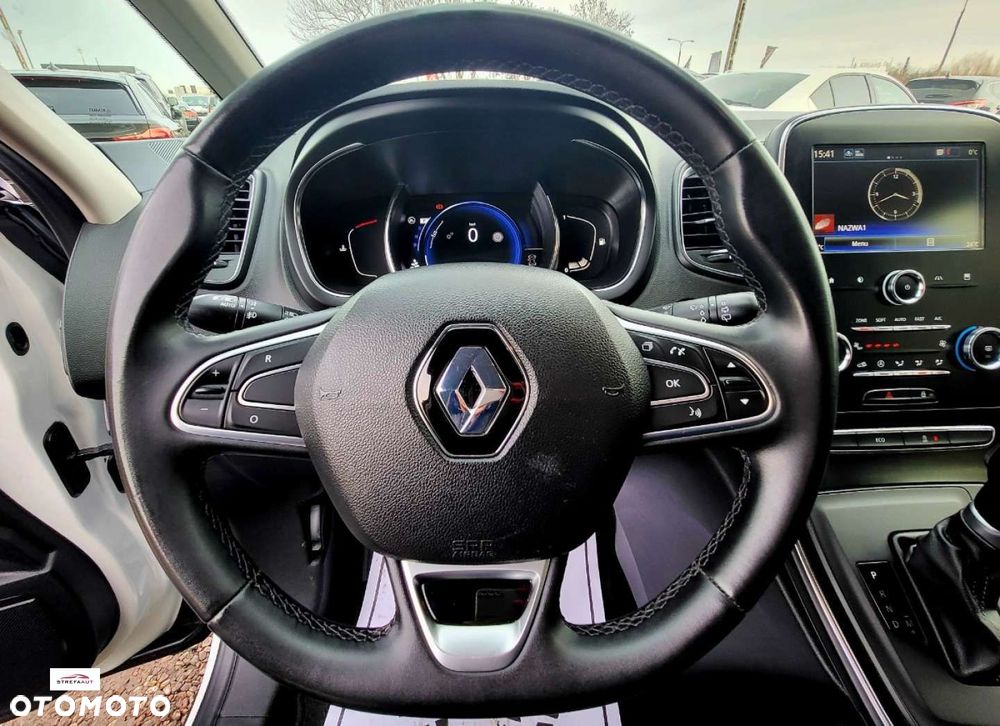 Renault Grand Scenic - 17