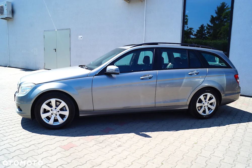 Mercedes-Benz Klasa C 220 CDI DPF Automatik Avantgarde - 3
