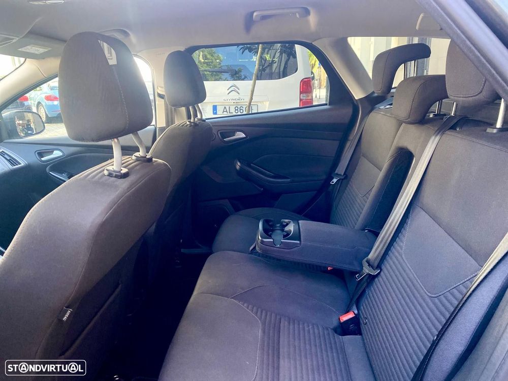 Ford Focus SW 1.5 TDCi Titanium - 28