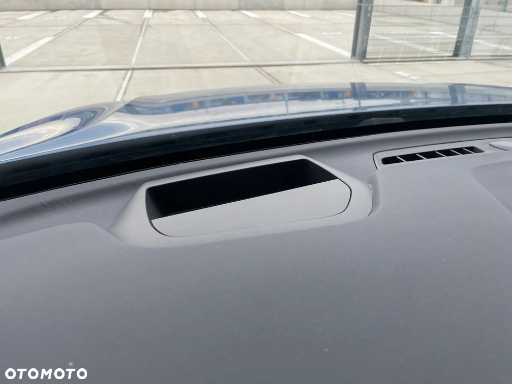 Volvo XC 60 T4 Geartronic RDesign - 36