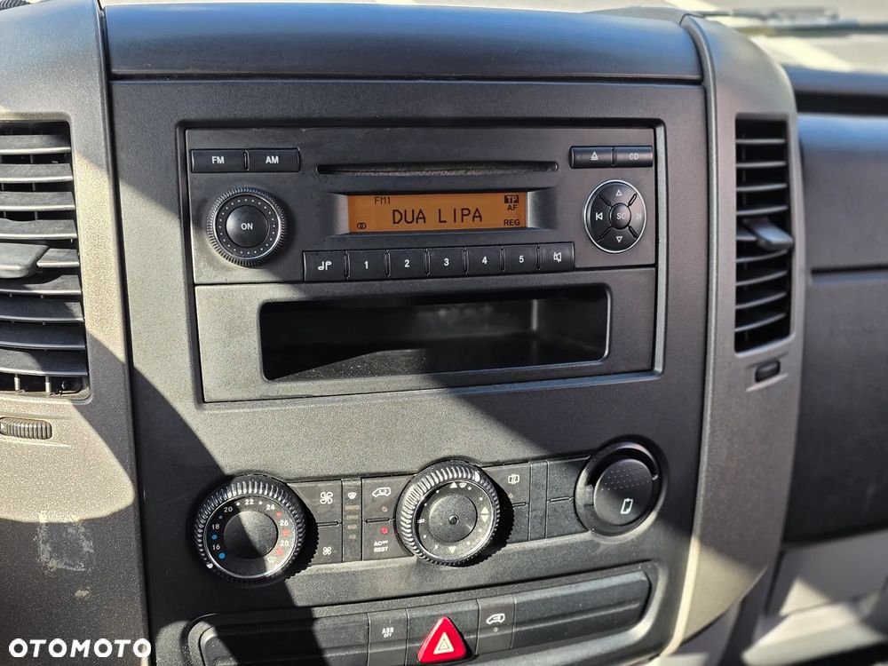 Mercedes-Benz Mercedes-Benz SPRINTER 515 CDi Autolaweta Holownik Pomoc Drogowa Na Bliźniaku Długi Najazd Auto Serwisowane z Polskiego Salonu Wyjątkowo ładny i Zadbany Samochód - 17