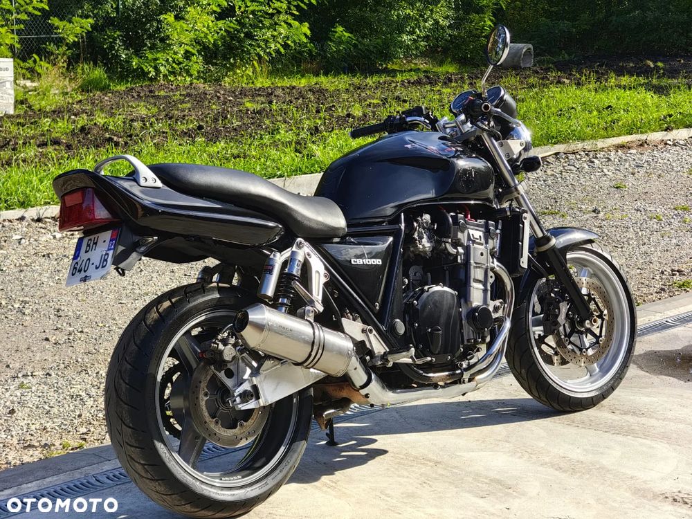Honda CB - 1