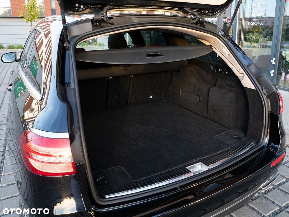 Mercedes-Benz Klasa E 220 d 9G-TRONIC - 16