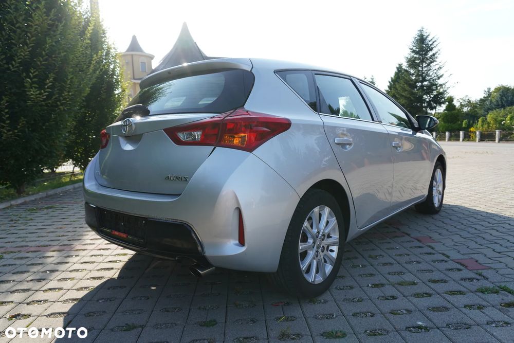 Toyota Auris 1.6 Executive - 15