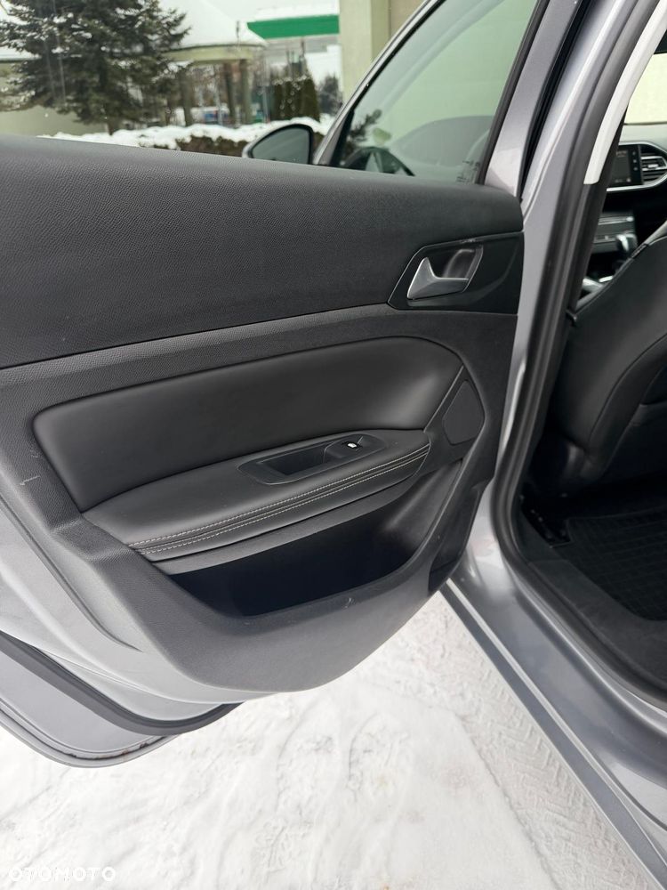 Peugeot 308 - 20