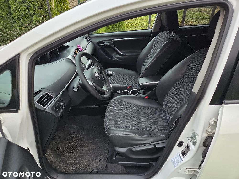 Toyota Verso 1.6 D-4D Prestige 7os - 10