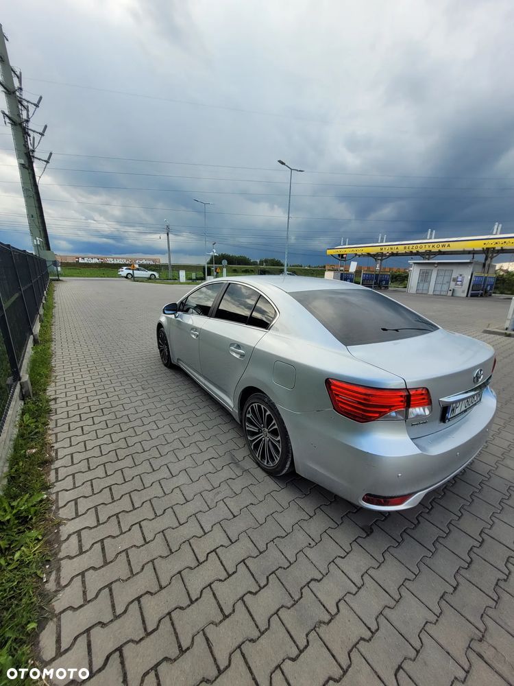 Toyota Avensis 1.8 Active MS - 9