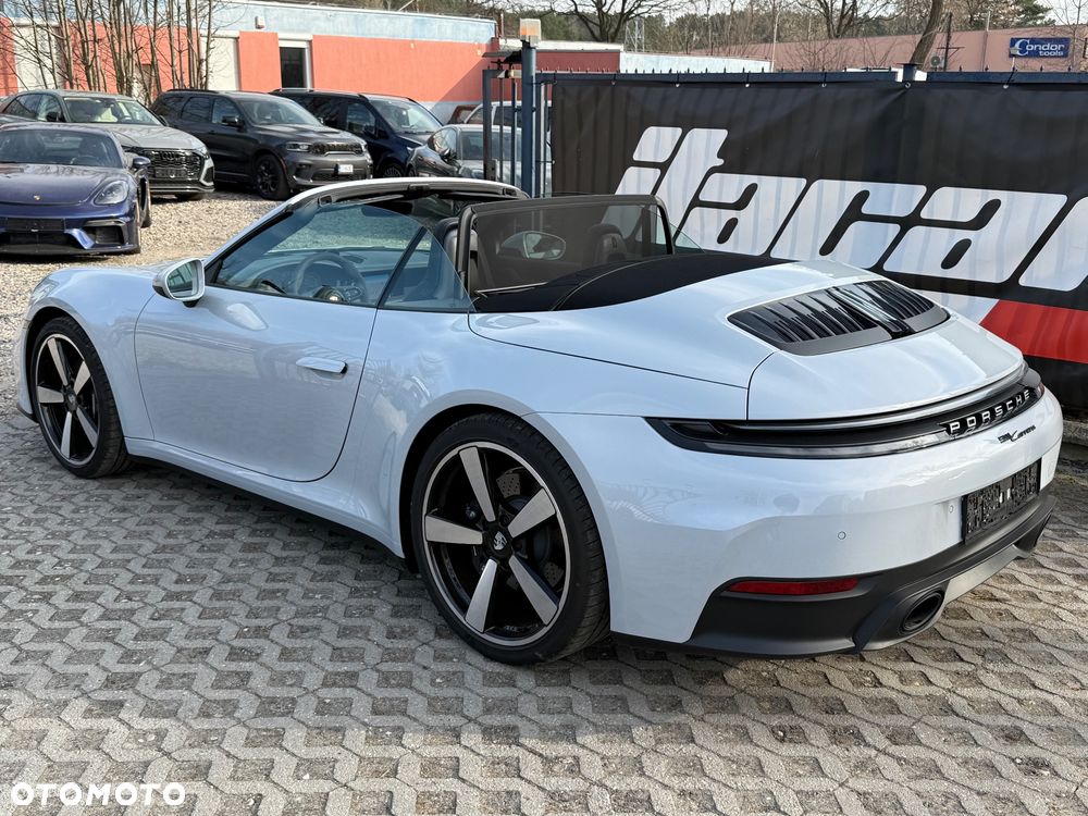 Porsche 911 Carrera PDK - 16