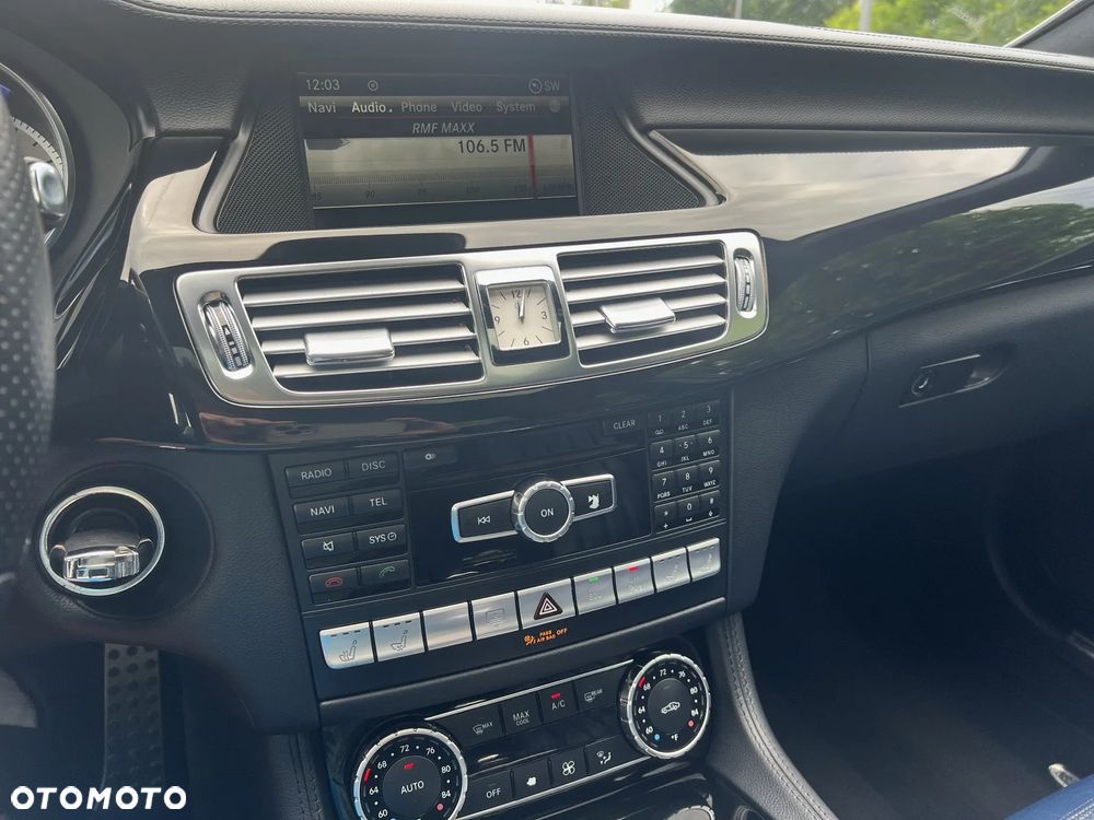 Mercedes-Benz CLS - 13