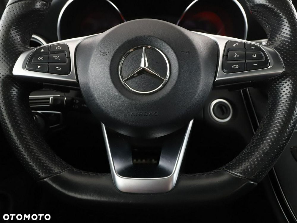 Mercedes-Benz Klasa C 200 9G-TRONIC AMG Line - 22