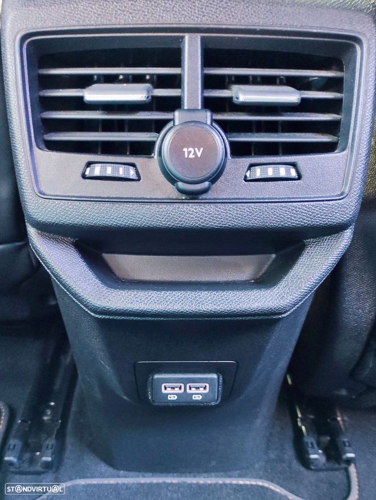Peugeot 3008 1.5 BlueHDi GT EAT8 - 23
