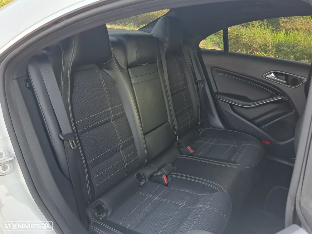 Mercedes-Benz CLA 220 CDI 7G-DCT Edition 1 - 31