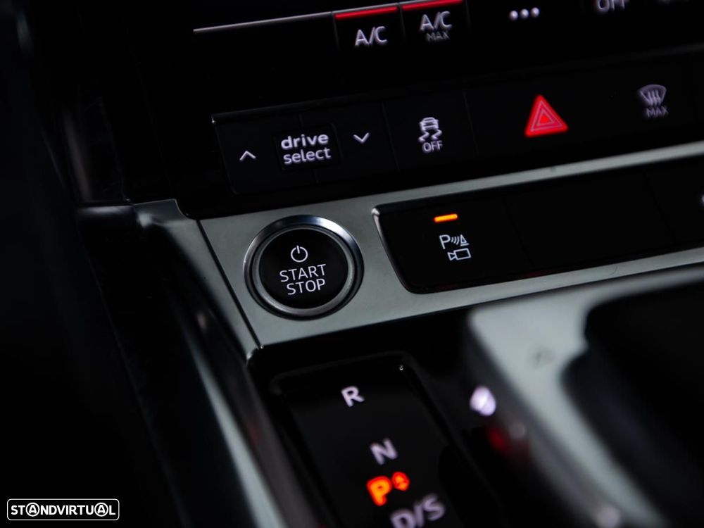 Audi e-tron 55 quattro S line - 21