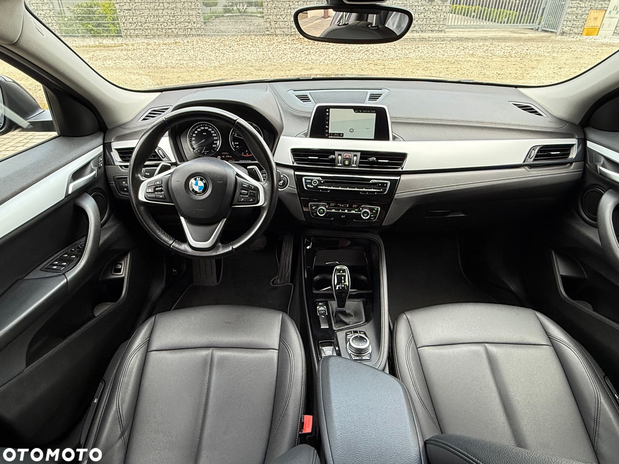 BMW X2 sDrive18d Business Edition sport - 7