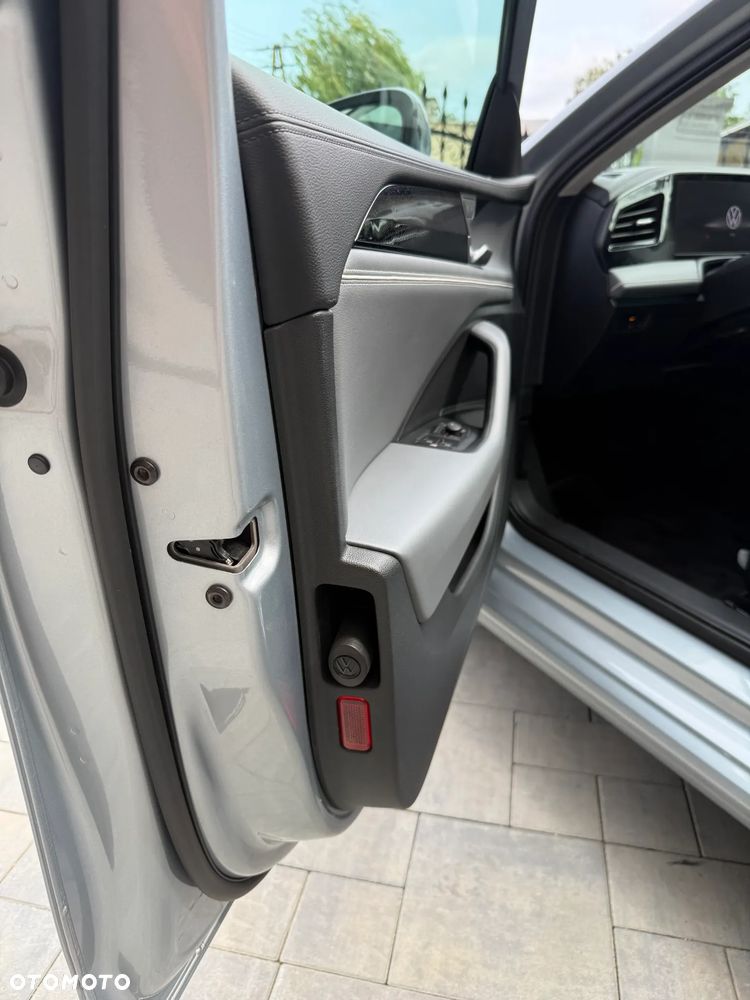 Volkswagen Passat - 14