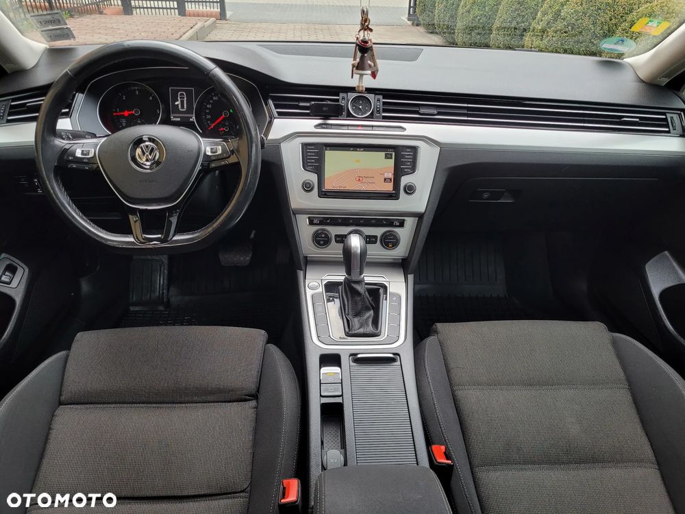 Volkswagen Passat - 7
