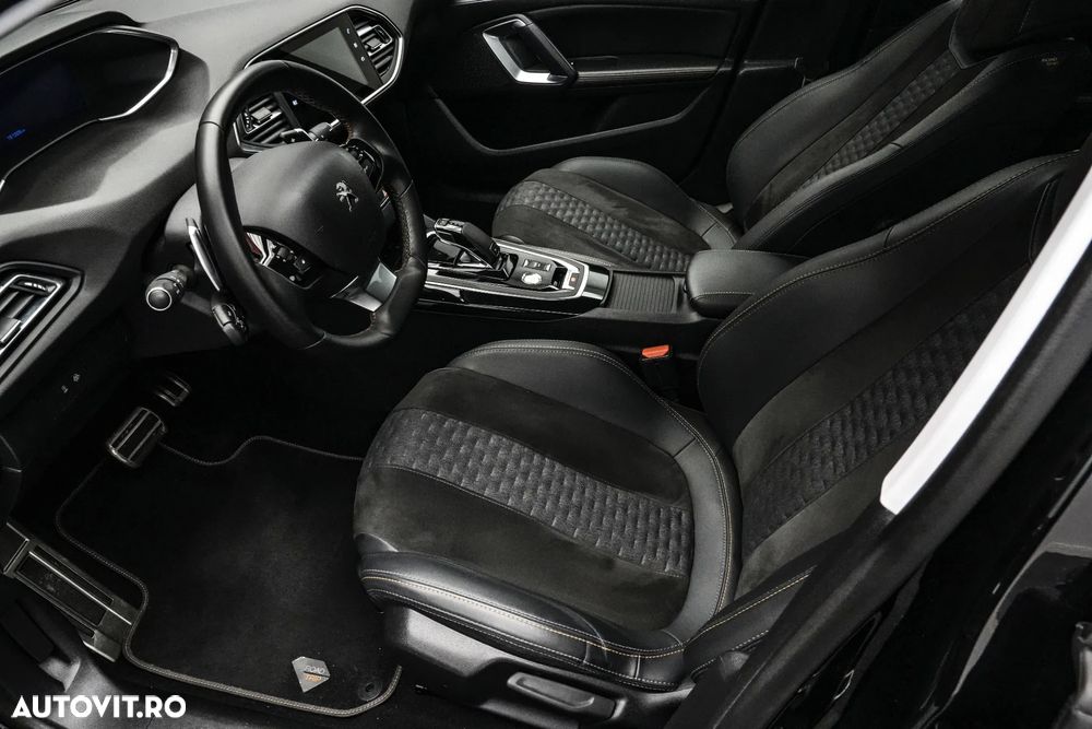 Peugeot 308 BlueHDi 130 EAT8 Black Edition - 11