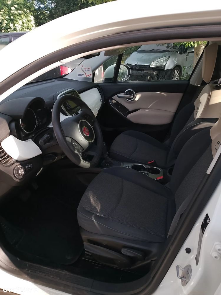 Fiat 500X 1.4 MultiAir Lounge DDCT - 4