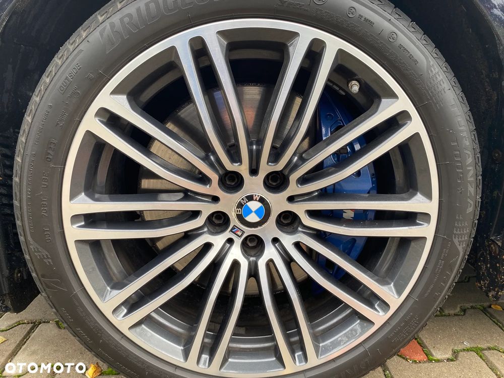 BMW Seria 5 540i xDrive Touring - 10