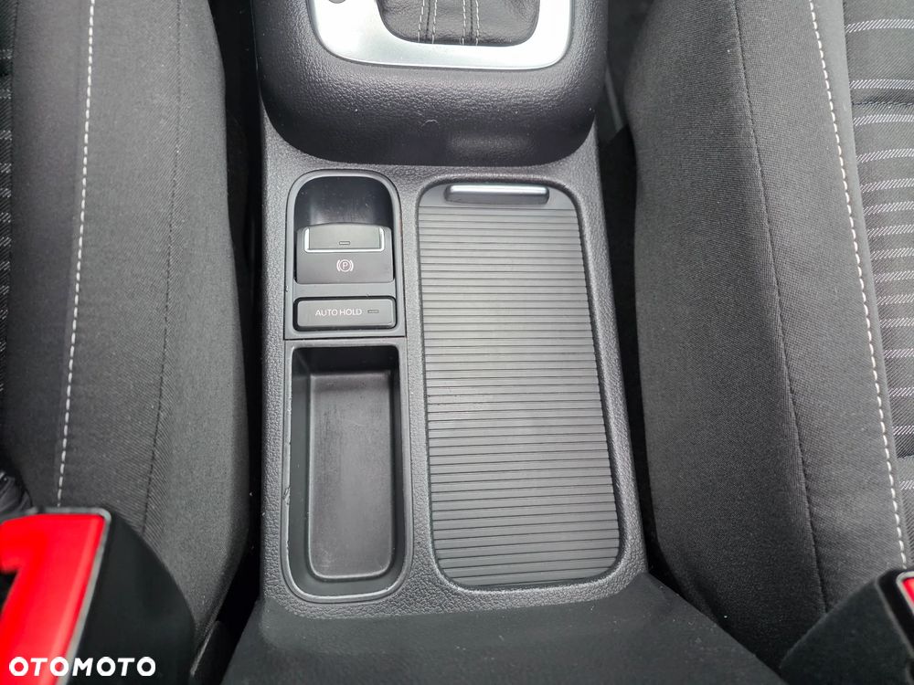 Volkswagen Tiguan 2.0 TDI DPF 4Motion BlueMotion Technology DSG Lounge Sport & Style - 24