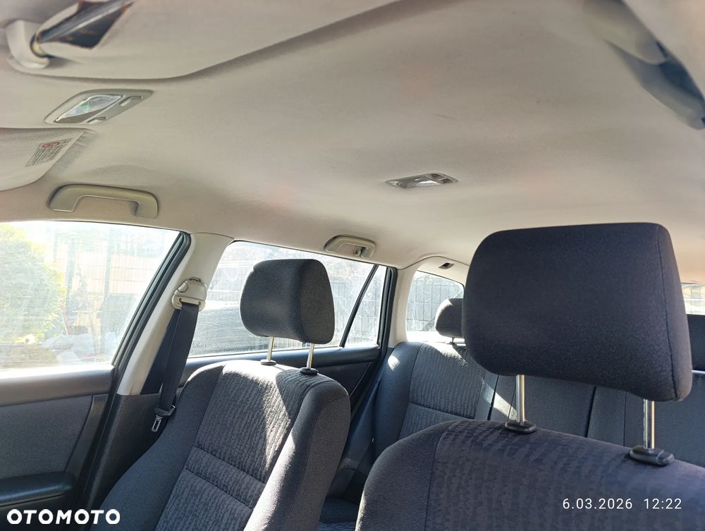 Toyota Corolla 1.4 VVT-i Base - 8