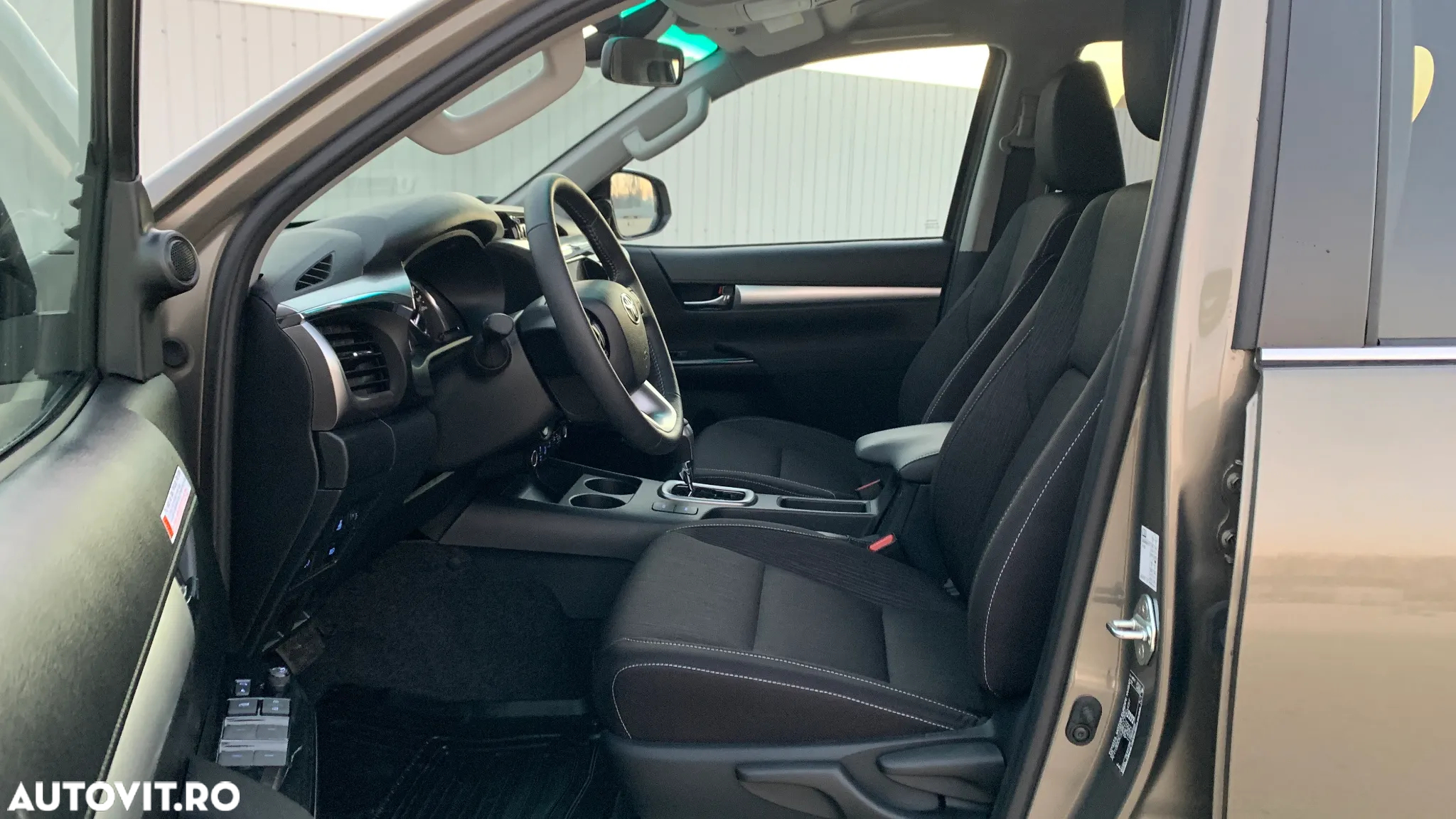 Toyota Hilux 2.4D 150CP 4x4 Double Cab AT Style - 15