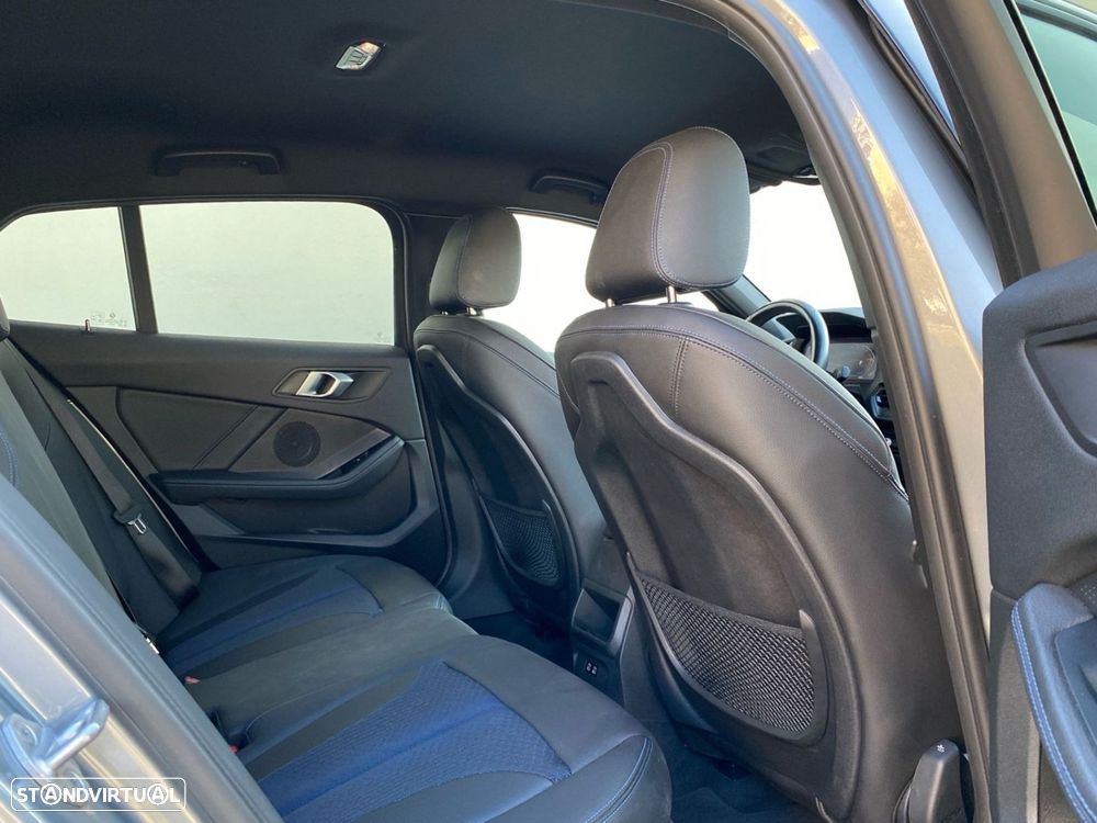 BMW 116 d Pack Desportivo M Auto - 17