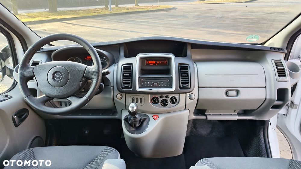 Opel Vivaro - 26
