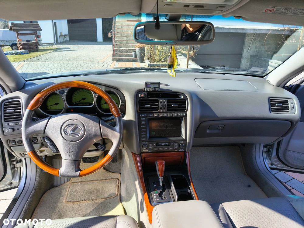 Lexus GS - 21