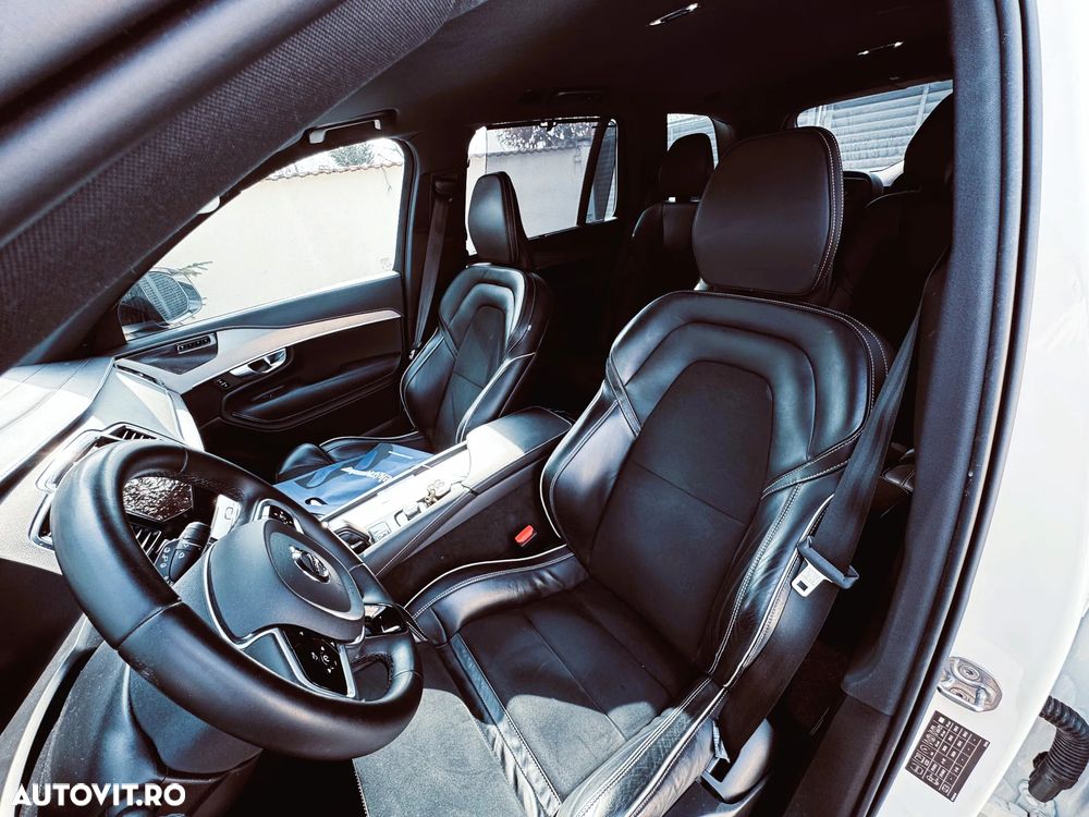 Volvo XC 90 T8 AWD Ultra Black Edition - 14