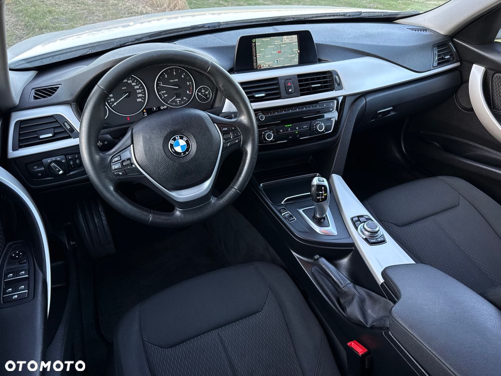 BMW Seria 3 316d Sport Line - 15