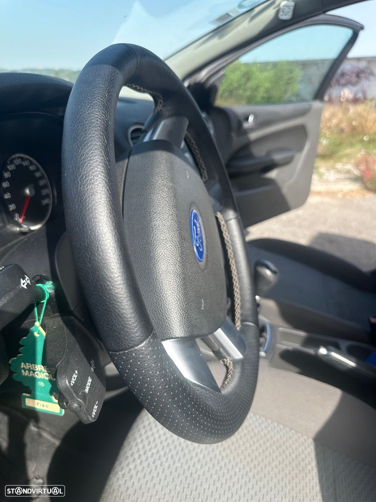 Ford Focus 1.6 TDCi Sport - 14