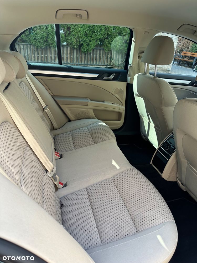 Skoda Superb 1.8 TSI Elegance DSG - 32