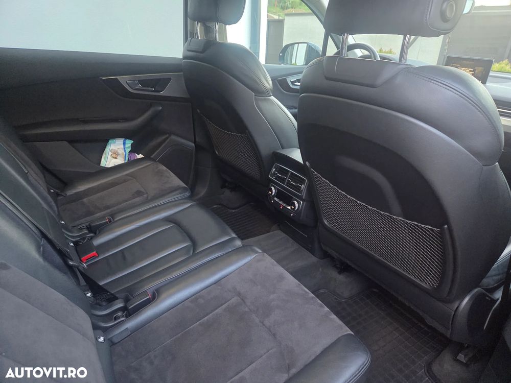 Audi Q7 - 19