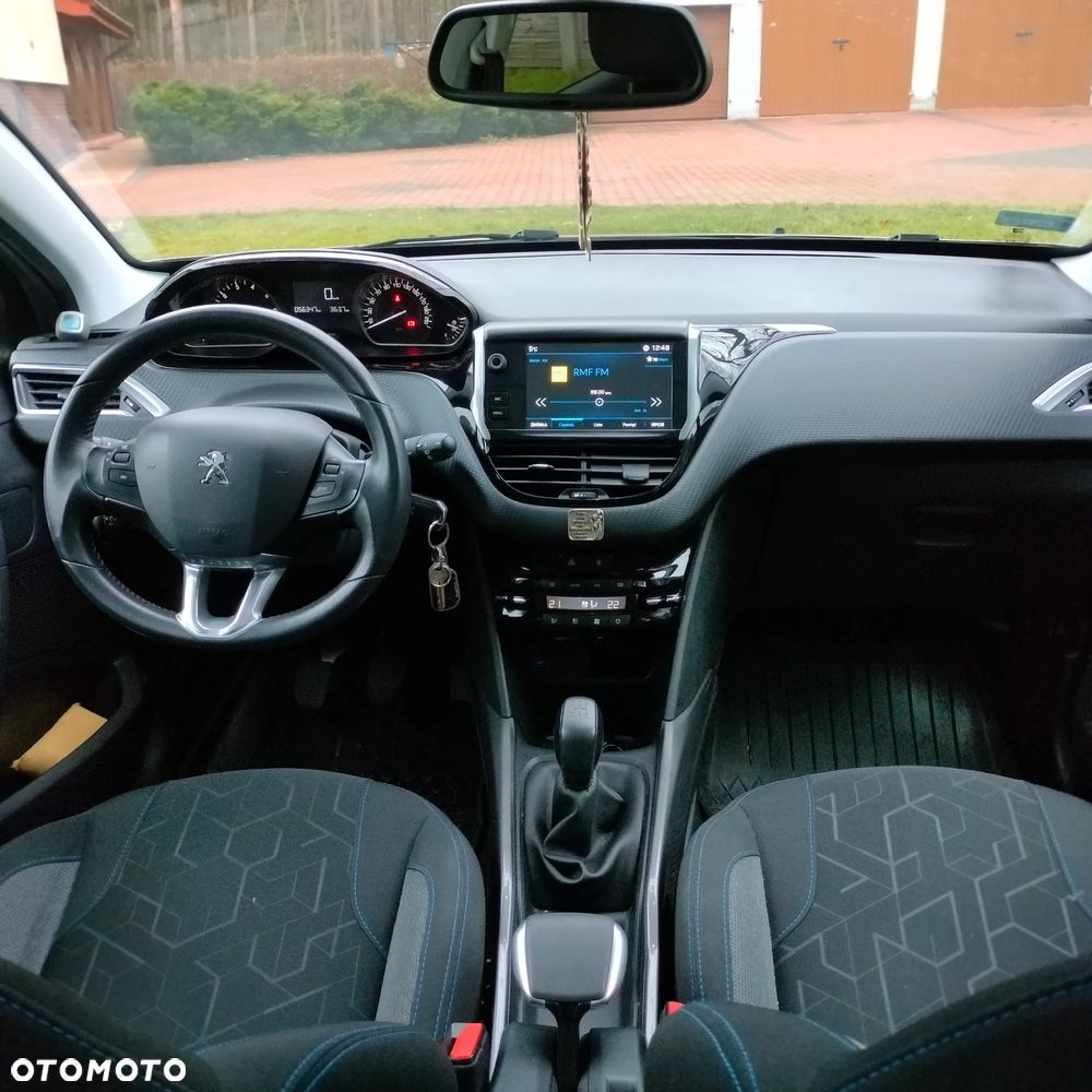 Peugeot 2008 - 4