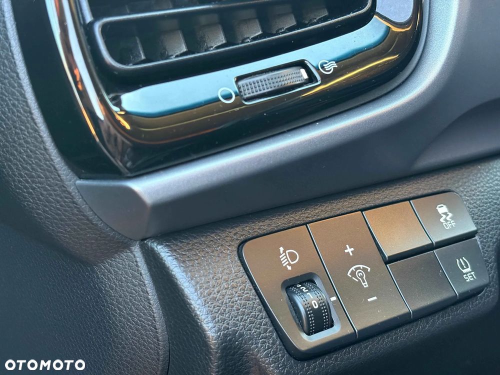 Kia Stonic 1.4 L - 10