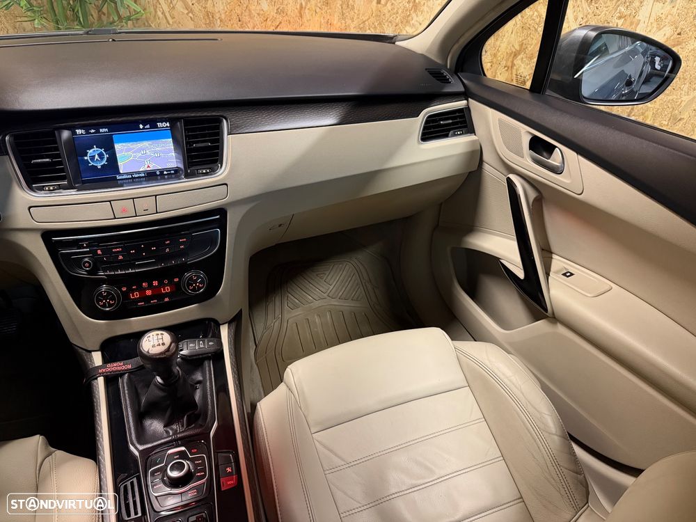 Peugeot 508 SW 2.0 HDi Allure J18 - 18