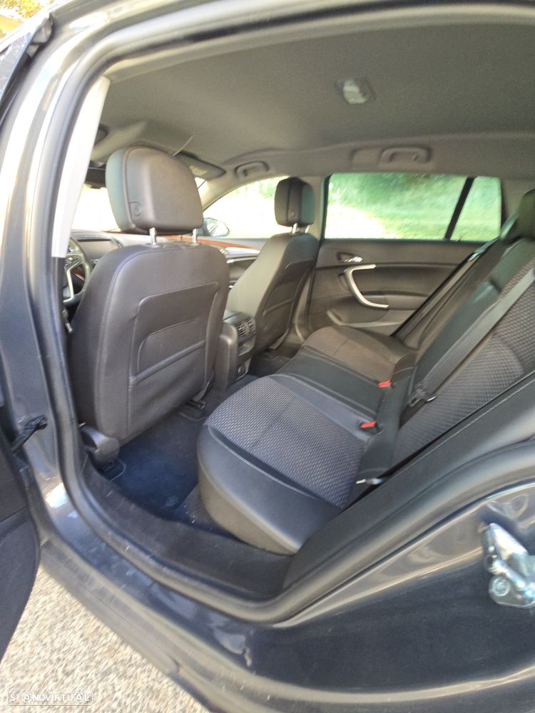 Opel Insignia Sports Tourer 2.0 CDTi Cosmo S/S - 24