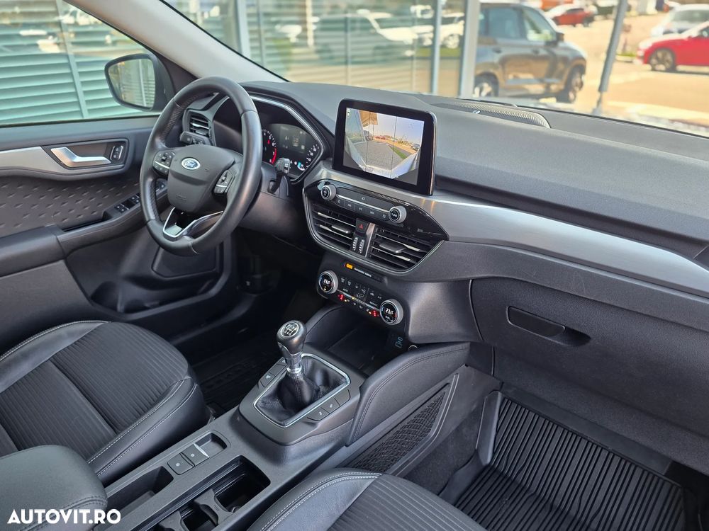 Ford Kuga 1.5 EcoBoost FWD Titanium - 40